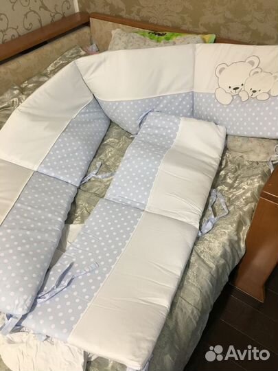 Комплект в детскую кроватку