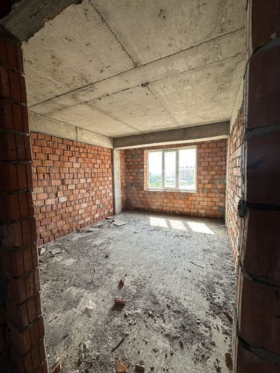 3-к. квартира, 93 м², 8/9 эт.