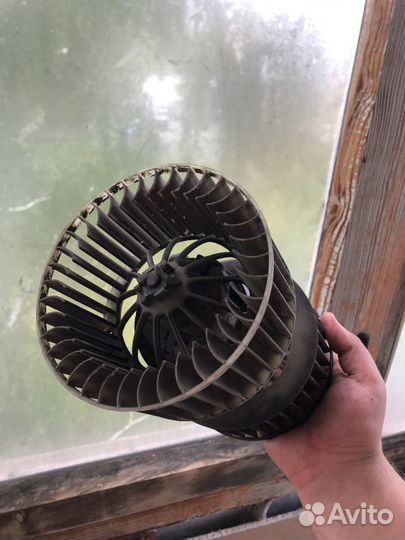 Моторчик печки bmw е36