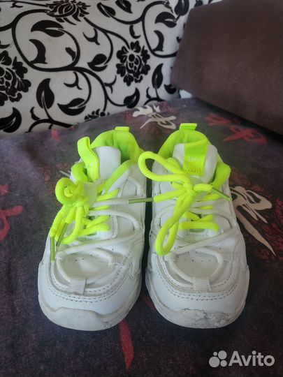 Кроссовки 28 размер