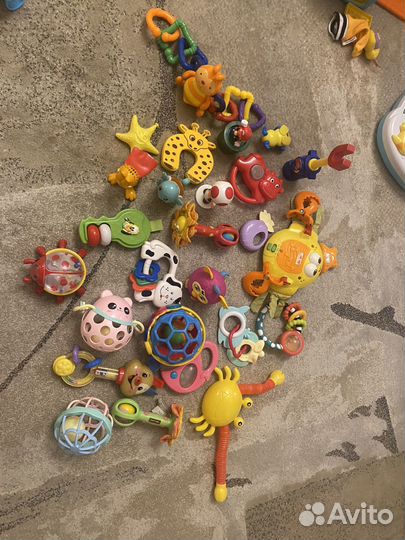 Погремушки, прорезыватели