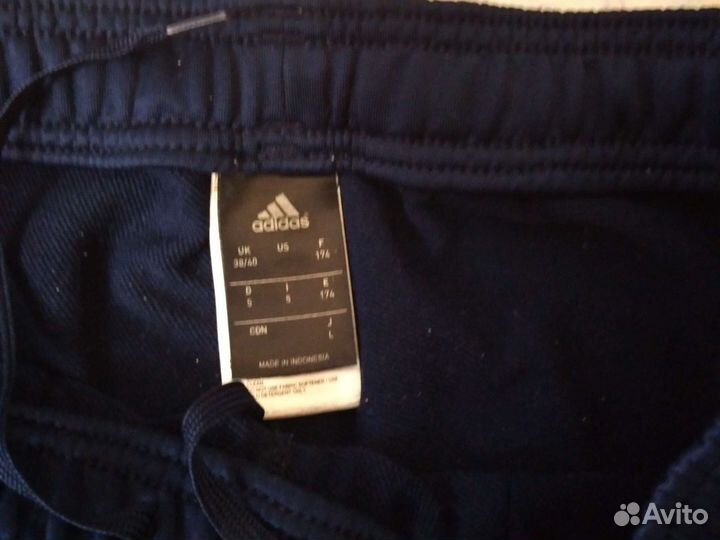 Спортивный костюм adidas