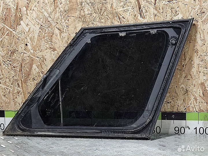 Стекло кузовное глухое заднее левое Land rover Range rover sport 2005-2012