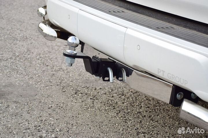 Фаркоп (тсу), для Toyota LC 200 2007- нерж.накл