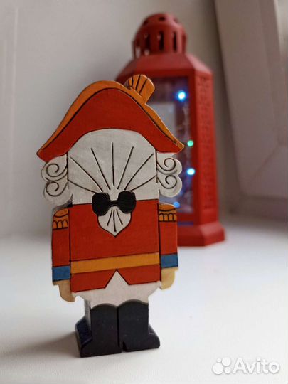 Деревянный Щелкунчик