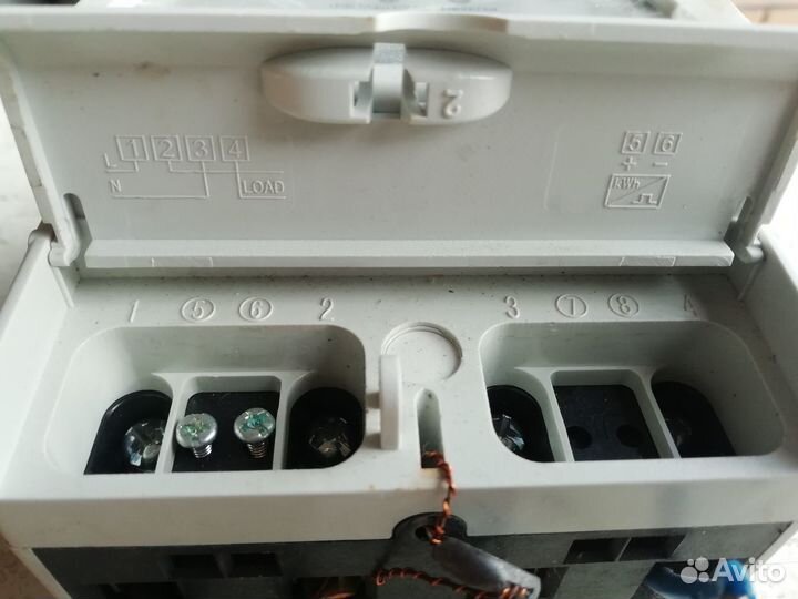 Cчётчик электрический однофазный EKF