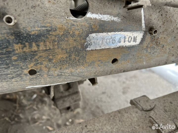 Чистка вин номера лазером