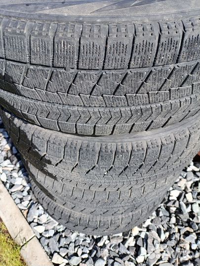 Bridgestone Blizzak VRX 205/65 R16