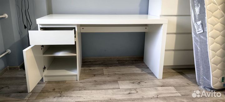 Стол IKEA белый бу (бронь до 04.06)