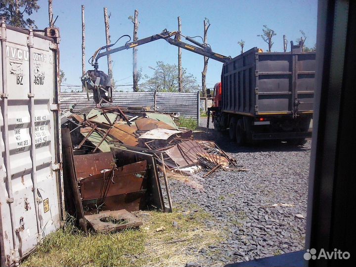 Вывоз металлолома ванны чугунные,батареи,плиты тд