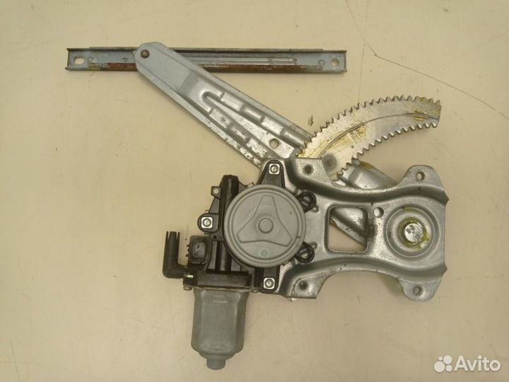 Стеклоподъемник задний правый Nissan Tiida HR16DE