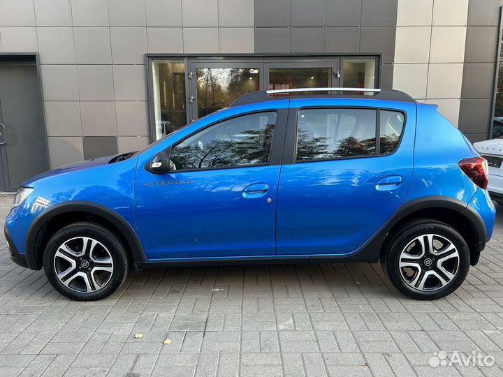 Renault Sandero Stepway 1.6 МТ, 2022, 29 100 км