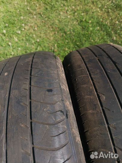 Yokohama dB Decibel E70B 215/60 R16