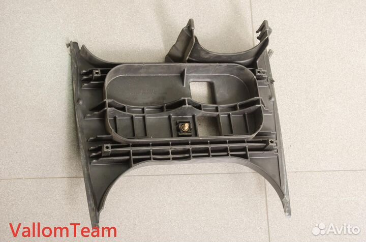 Лот SD2-14 корпус пластиковый гидроцикла GTX Ltd 2