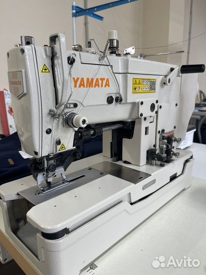 Петельная промышленная швейная машина