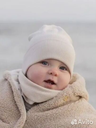 Комплект шапка и снуд для малыша