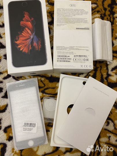 iPhone 6S, 32 ГБ