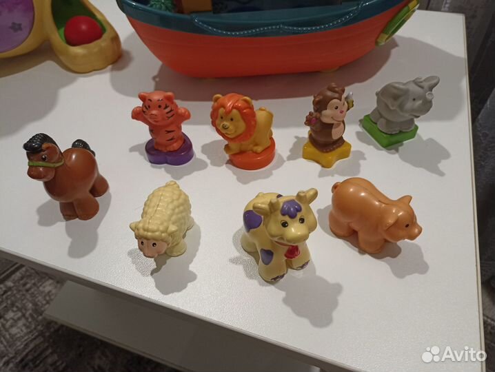 Продаю игрушки фирмы 