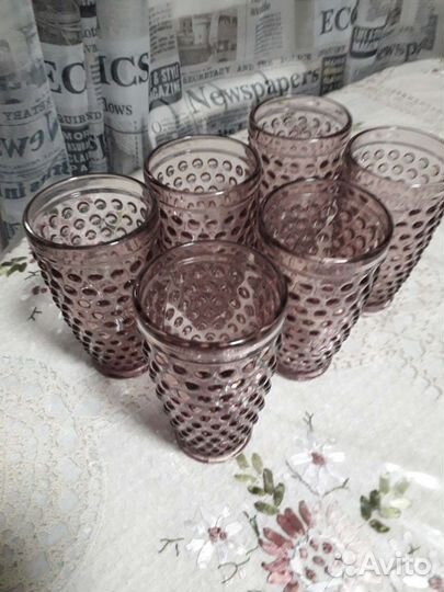 Кувшин со стаканами