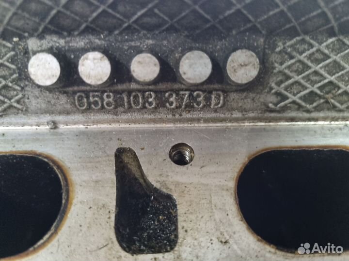 Головка блока цилиндров AMB