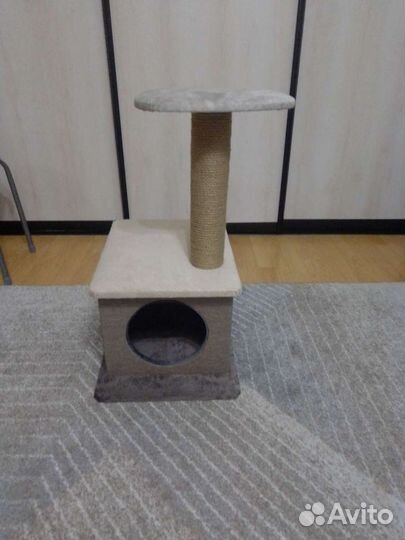 Домик с когтеточкой