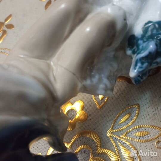 Статуэтка фарфор лыжник(пионер). Вербилки