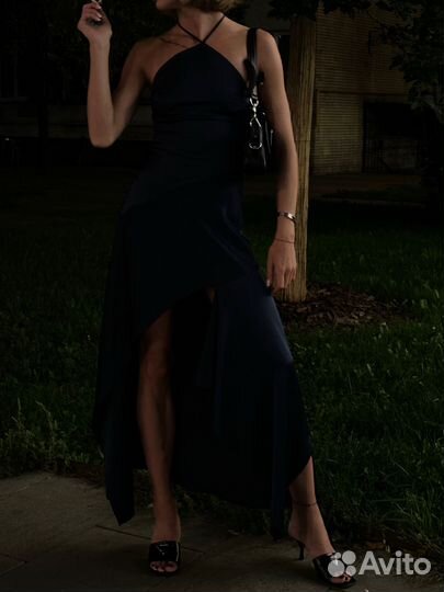 Платье с открытой спиной trussardi оригинал