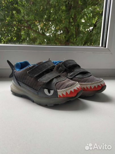 Carter's кроссовки