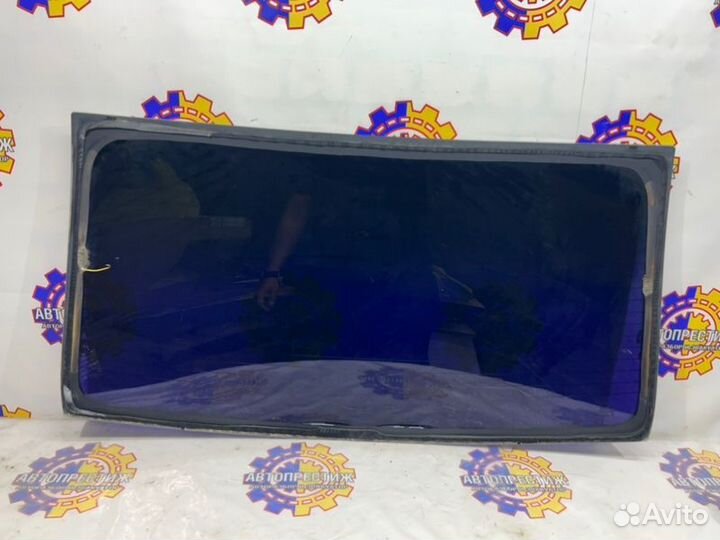 Стекло заднее заднее Renault Logan 1 K7M 2007