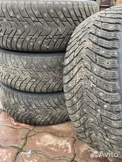 Nokian Tyres Hakkapeliitta 8 205/55 R16 94T