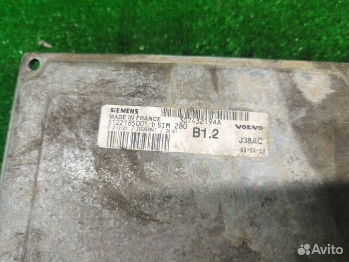 Блок управления двигателем Volvo S40 II 1.6 2006