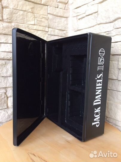 Коробки элитного алкоголя