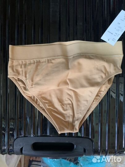 Продаю балетную одежду