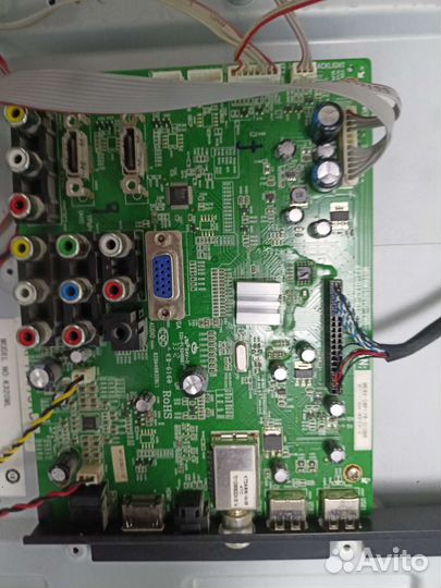 TV hyundai h-led32V5