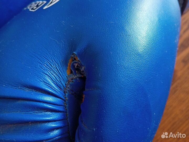 Боксерские перчатки 16 OZ