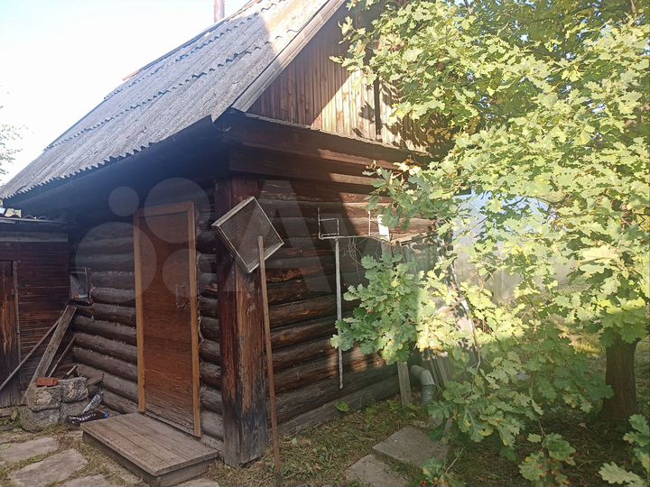 Дом 30 м² на участке 6 сот.