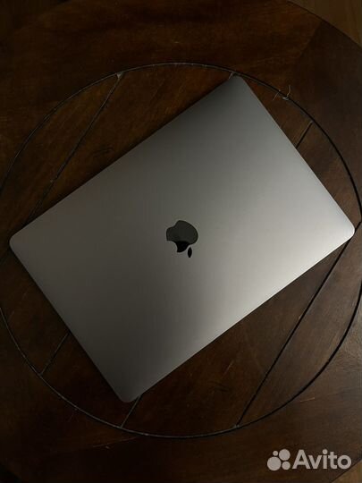 Apple Macbook pro 13 2017