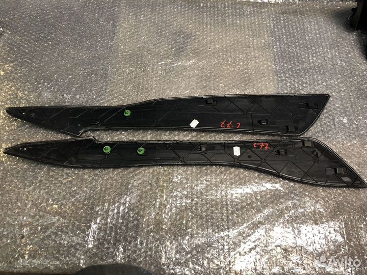 Обшивка центральной консоли BMW 550i F10 N63