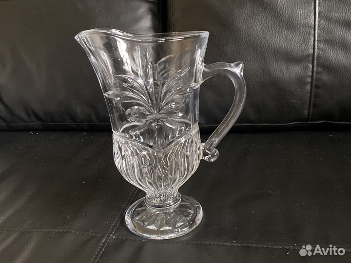 Кувшин стекло. Франция