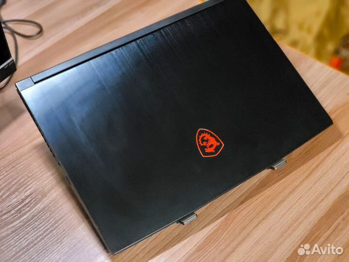 Ноутбук MSI GF65 Thin