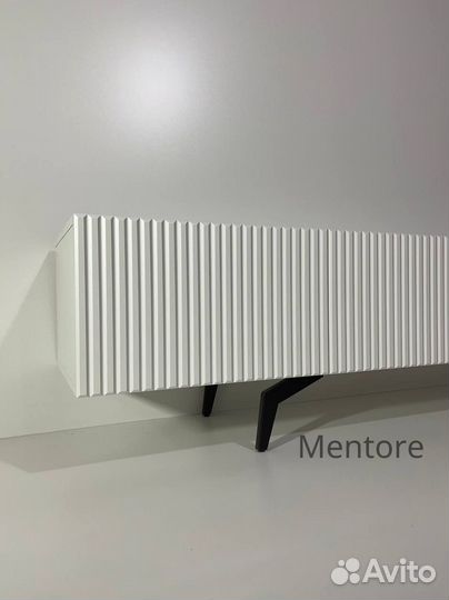 Тумба тв Bravo от производителя (на опорах)