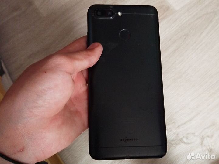 Xiaomi Redmi 6, 3/32 ГБ