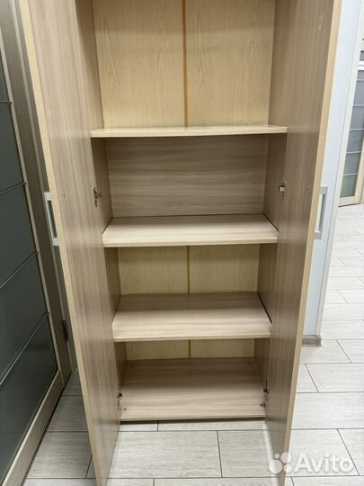 Продам стеллаж (шкаф)