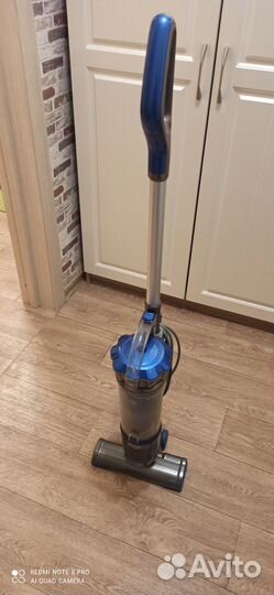 Вертикальный пылесос vitek