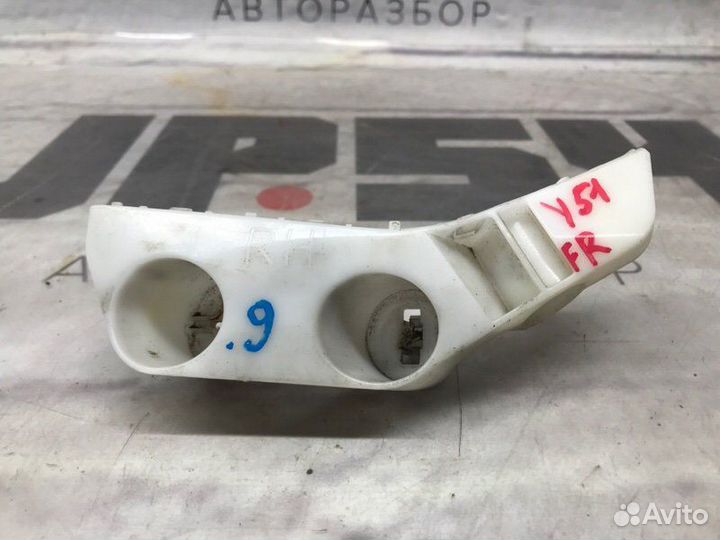 Крепление бампера переднее правое Infiniti M37 Y51