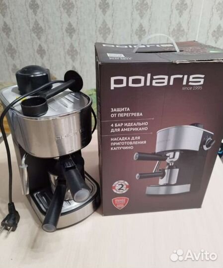 Кофеварка рожковая Polaris PCM 4011 DV
