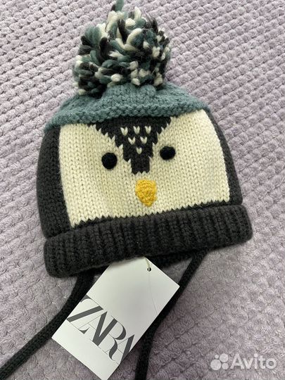 Шапка и варежки zara