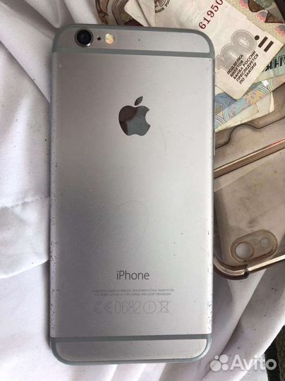 Телефон iPhone 6s