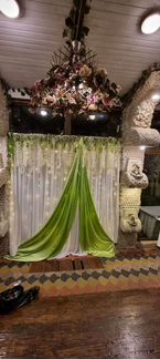 Ткань атлас для арки на свадьбу салатовая, зеленая