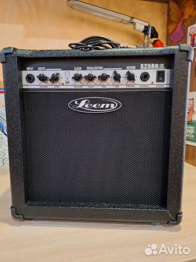 Комбоусилитель leem 25Вт